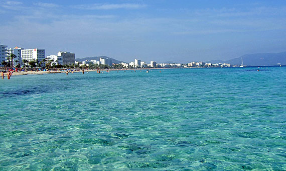 Strand von Cala Millor, Mallorca, Spanien ( Urlaub, Reisen, Lastminute-Reisen, Pauschalreisen )