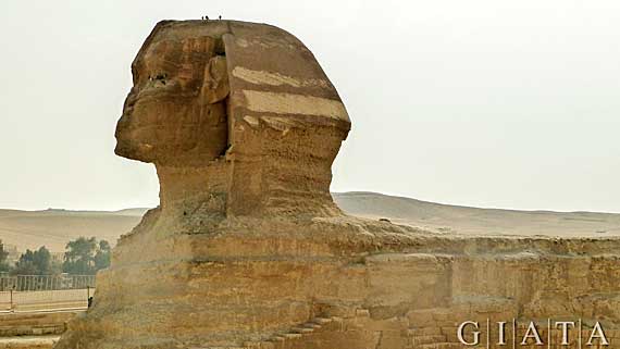 Ägypten - Die Sphinx am Aufweg zu den Pyramiden von Gizeh ( Urlaub, Reisen, Lastminute-Reisen, Pauschalreisen )