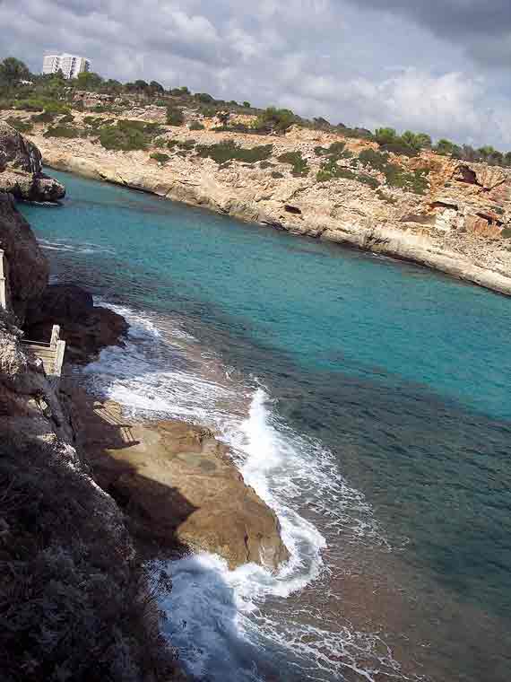 Bucht Cala Antena in Calas de Mallorca, Mallorca, Spanien (Reisen, Urlaub, Lastminute)