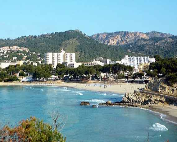 Strand von Paguera (Peguera), Mallorca, Spanien ( Urlaub, Reisen, Lastminute-Reisen, Pauschalreisen )