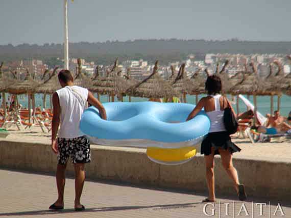Sandstrand Playa de Palma, Mallorca, Spanien ( Urlaub, Reisen, Pauschalreisen, Last Minute Reisen )
