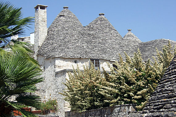 Italien, Apulien, Bari - Trulli in Alberobello (Urlaub, Reisen, Last-Minute-Reisen, Pauschalreisen)