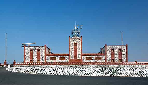 Faro Punta de la Entallada bei Gran Tarajal, Fuerteventura ( Urlaub, Reisen, Lastminute-Reisen, Pauschalreisen )