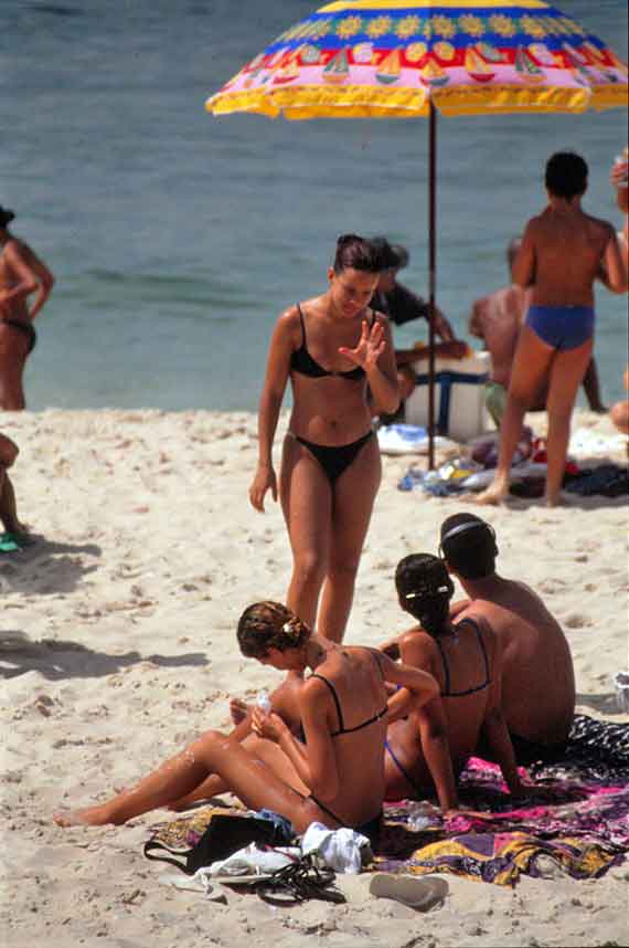 Brasilien - Rio de Janeiro Copacabana Beach ( Urlaub, Reisen, Lastminute-Reisen, Pauschalreisen )