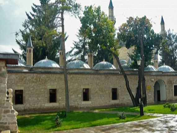 Türkei, Anatolien, Konya - Mausoleum von Mevlana Dschalal ad-Din Rumi ( Urlaub, Reisen, Lastminute-Reisen, Pauschalreisen )