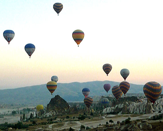 Türkei, Anatolien, Kappadokien – Göreme Ballonfahrt ( Urlaub, Reisen, Lastminute-Reisen, Pauschalreisen )
