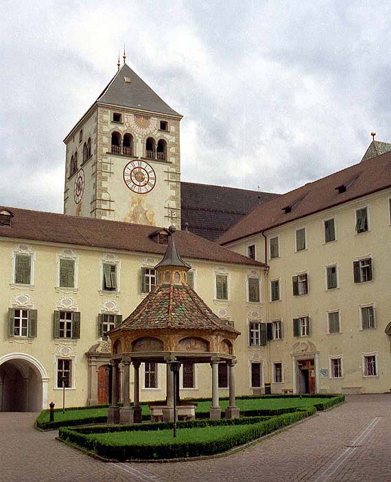 Kloster Neustift, Stiftstr. 1, I-39040 Vahrn (bei Brixen) Südtirol, Italien