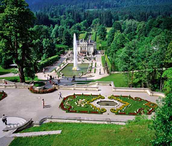 Bayern, Oberbayern, Bayerische Schloesser, Schloss Linderhof (Reisen, Urlaub)