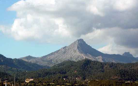 Berg Puig de Galatzó bei Paguera, Mallorca, Spanien ( Urlaub, Reisen, Lastminute-Reisen, Pauschalreisen )