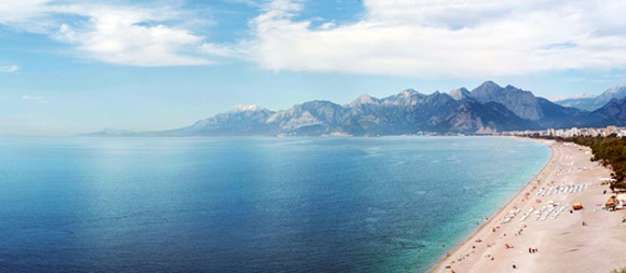 Strand bei Antalya, Türkische Riviera, Türkei ( Urlaub, Reisen, Last-Minute-Reisen, Pauschalreisen )
